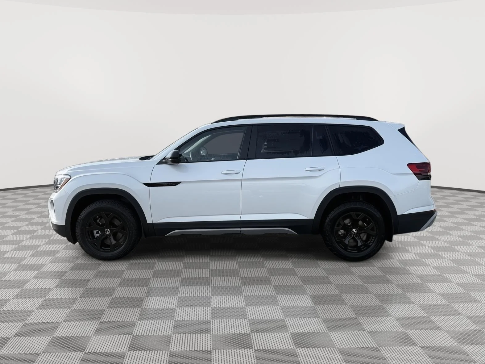 New 2026 Opal White Pearl Volkswagen 2.0T Peak Edition image 6
