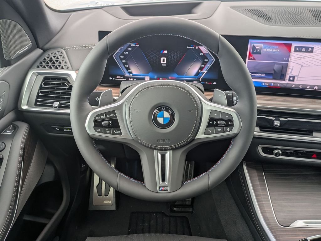 New 2026 Brooklyn Grey Metallic BMW M60i image 11