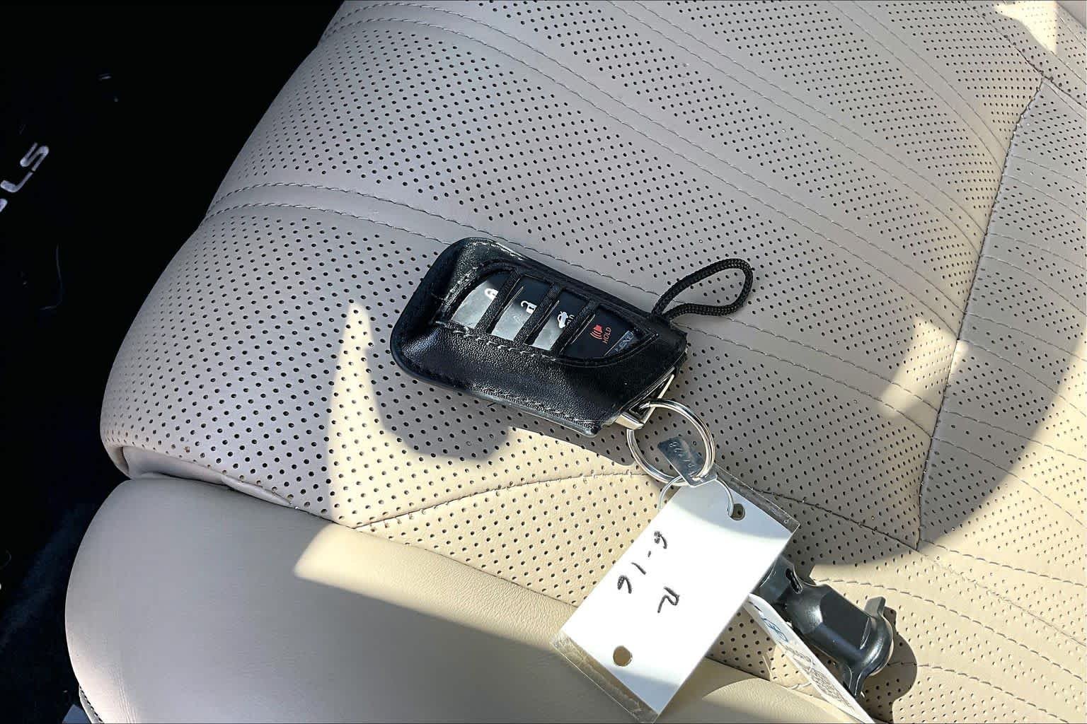 Used 2022 Manganese Luster Lexus  image 15