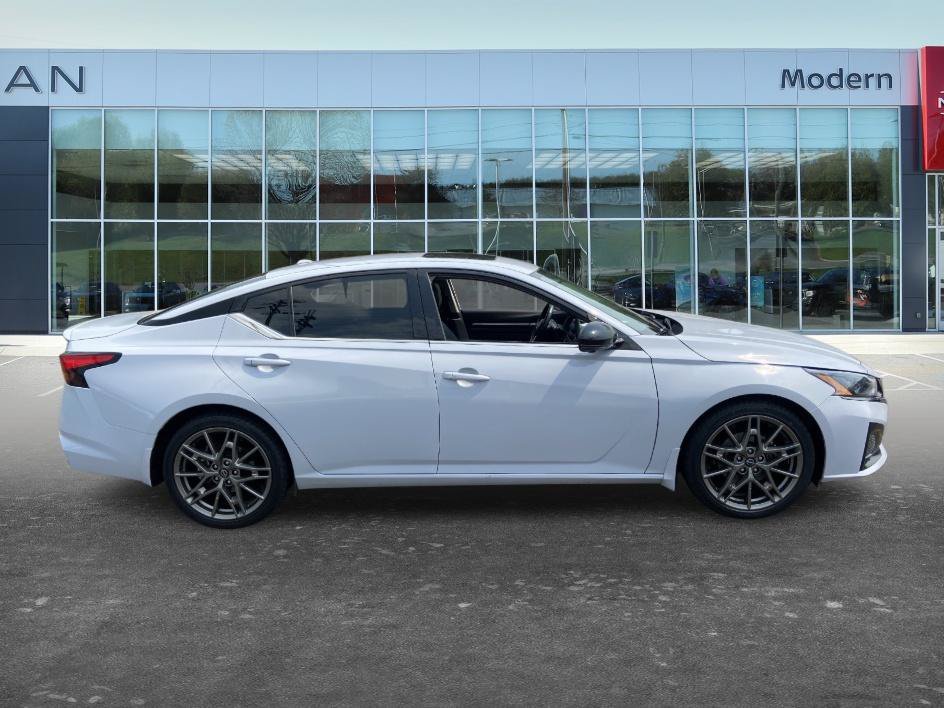 Used 2023 Gray Sky Pearl Nissan 2.0 SR image 4