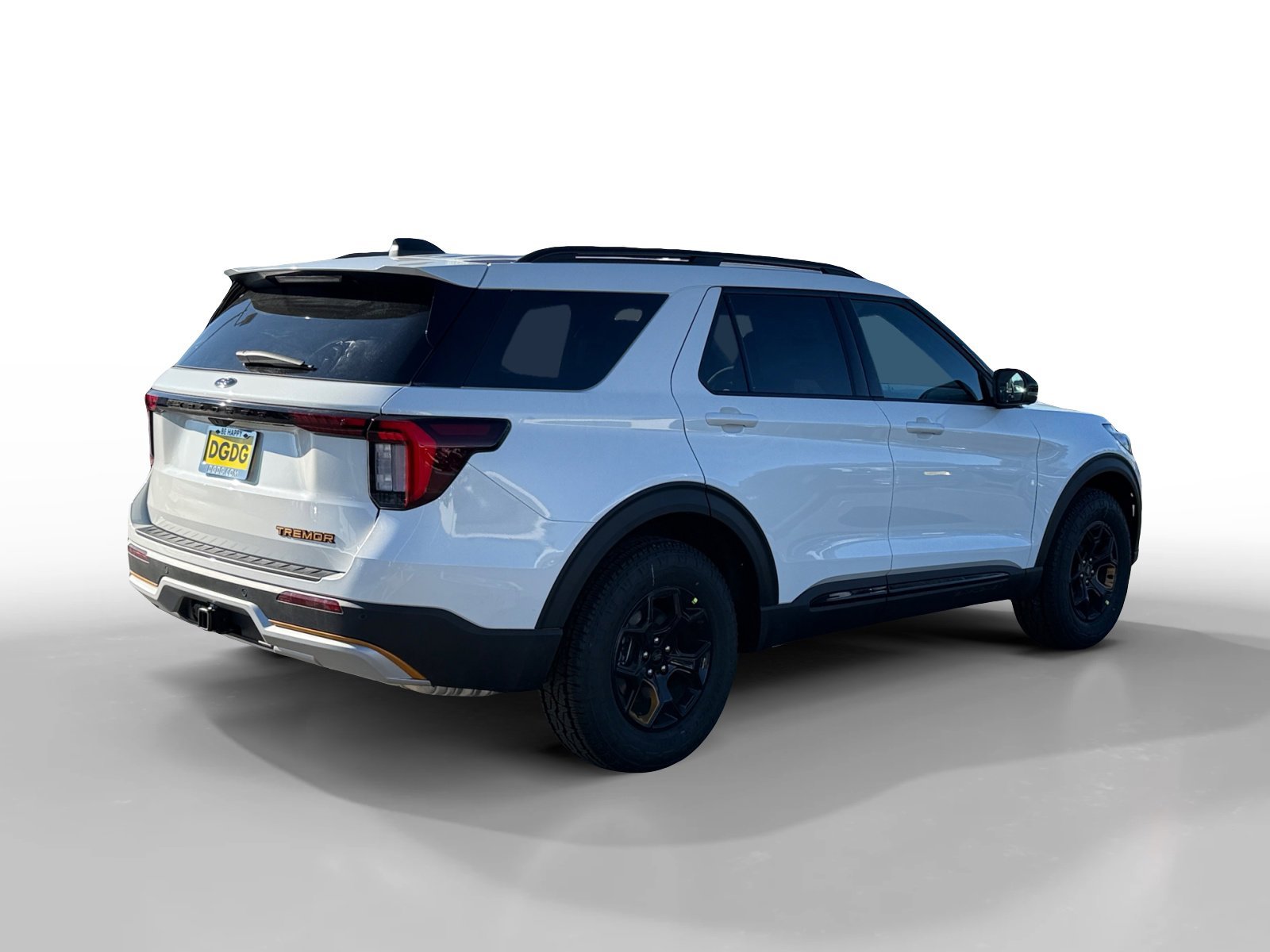 New 2026 Star White Metallic Tri-Coat Ford Tremor® image 5