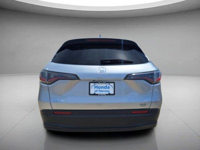 New 2027 Solar Silver Metallic Honda LX image 4