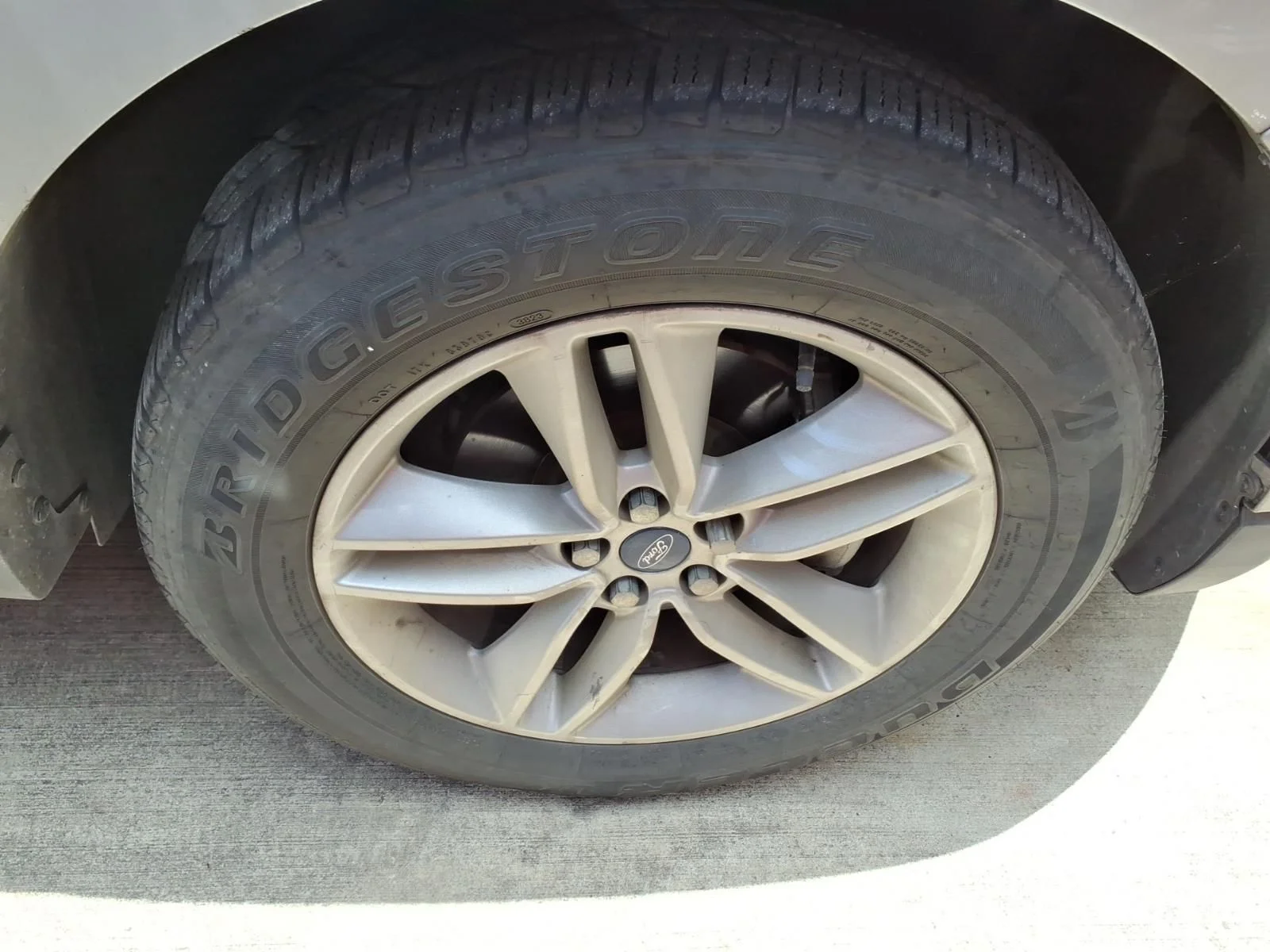 Used 2017 Silver Ford SEL image 10