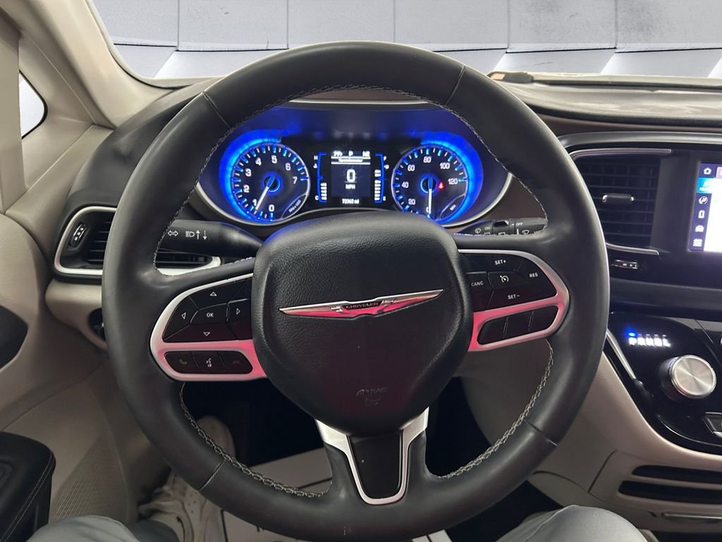 Used 2023 Gray Chrysler LX image 9