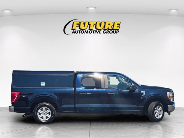 Used 2021 Blue Ford XLT image 3