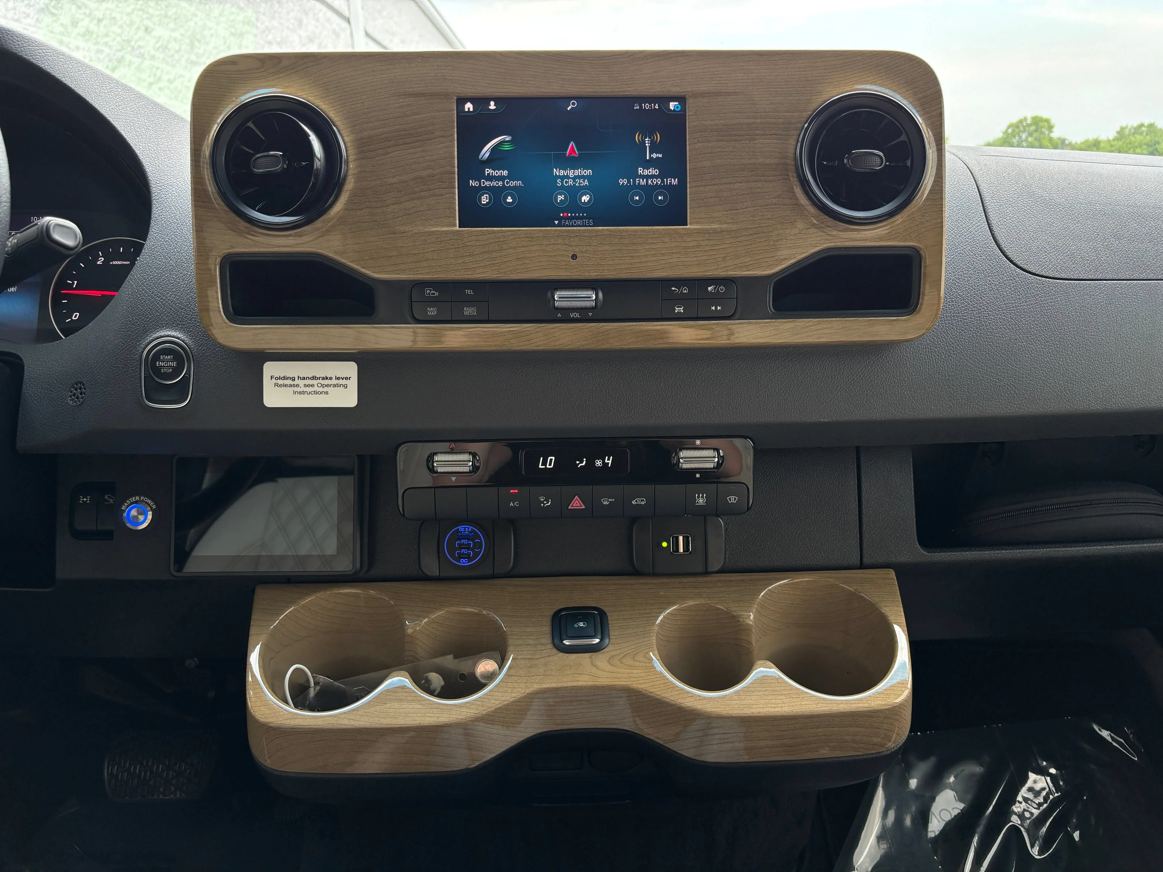 Used 2021  Mercedes-Benz  image 31