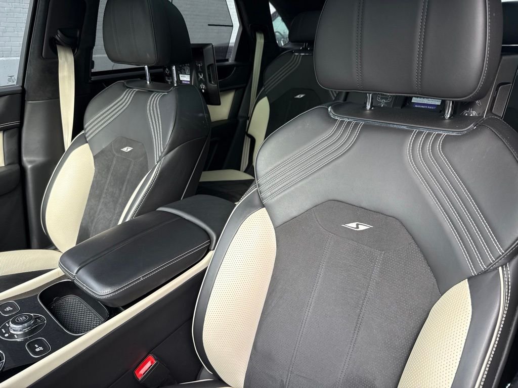 Used 2022 Black Bentley S image 14