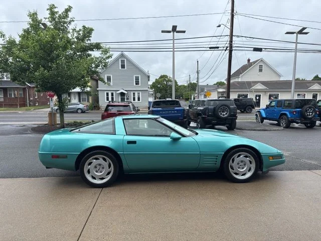 Used 1991  Chevrolet Base image 6