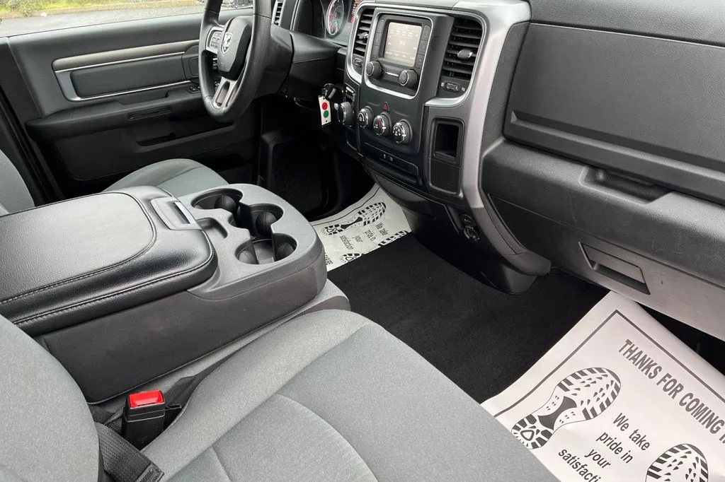 2024 RAM Ram 1500 Classic SLT - Photo 22