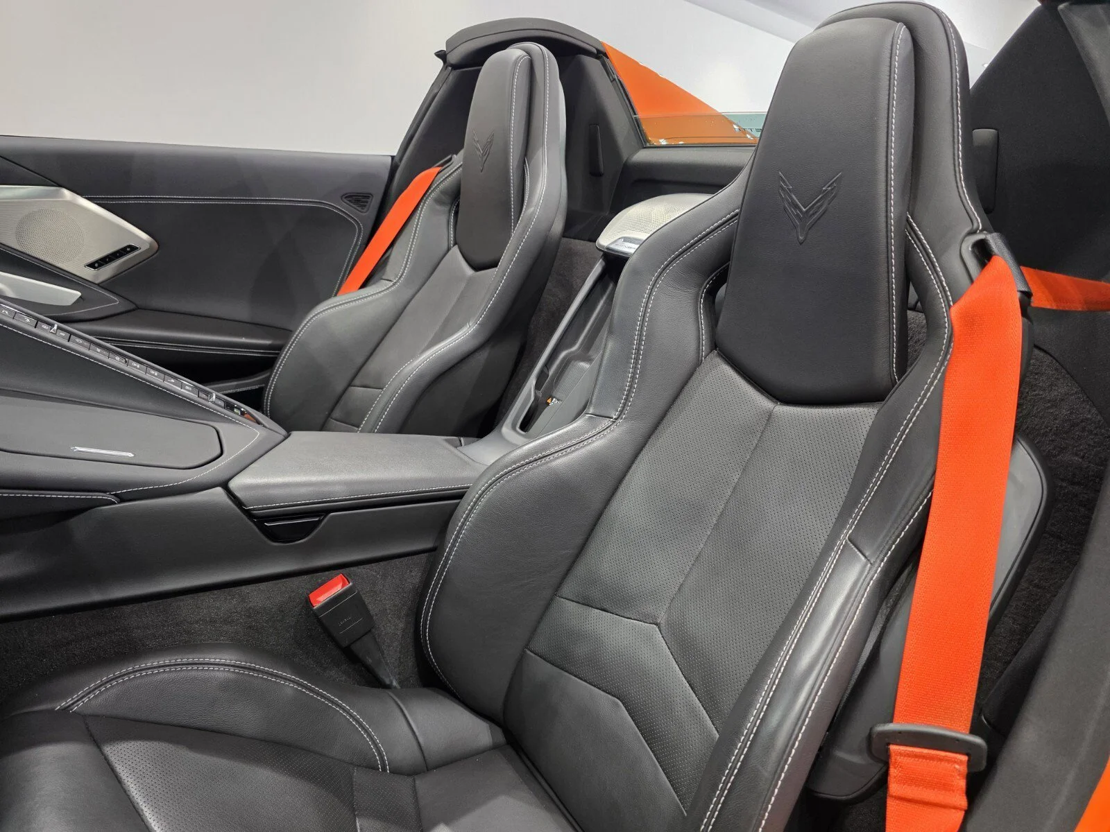 Used 2024 Amplify Orange Tintcoat Chevrolet Stingray Convertible 2LT image 8