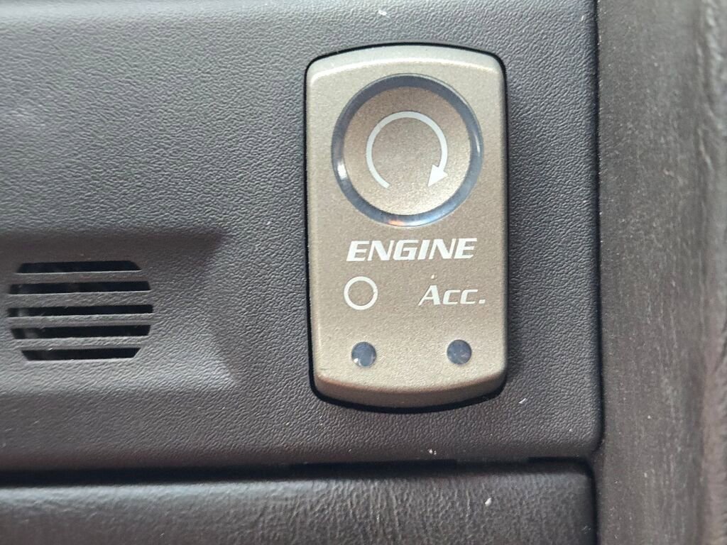 Used 2007 Black Raven Cadillac BASE image 21