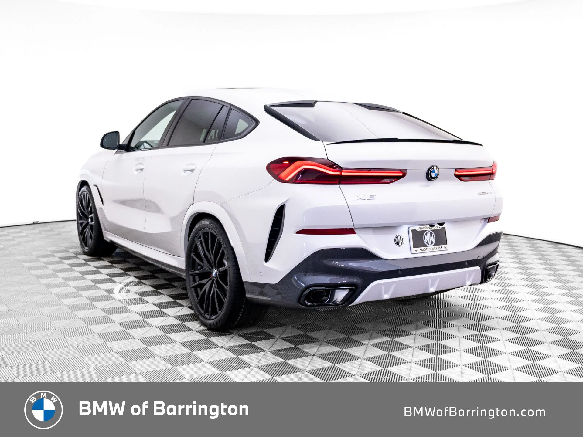 New 2027 White BMW xDrive40i image 3