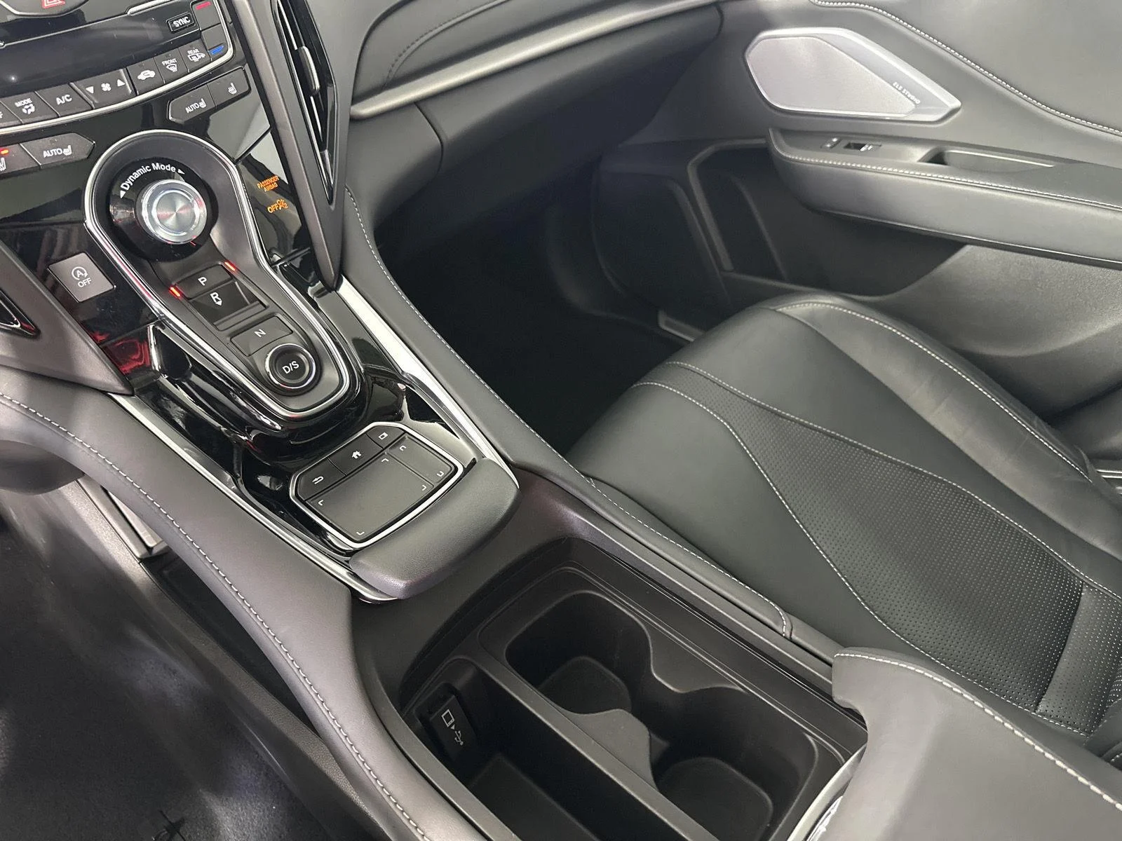 Used 2021 Majestic Black Pearl Acura SH-AWD w/Tech image 22