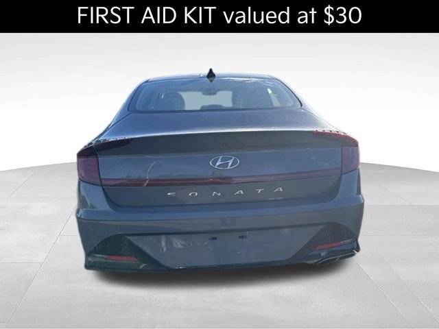 Used 2023 Gray Hyundai SEL image 7