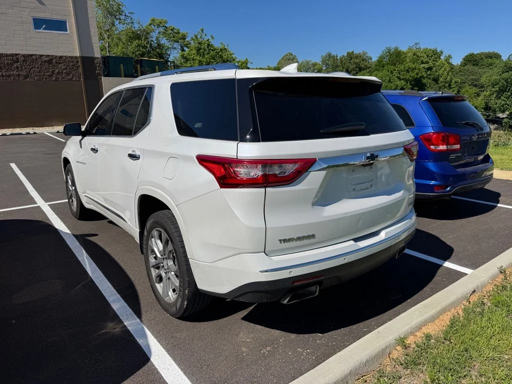 Used 2018 Beige Chevrolet Premier image 20