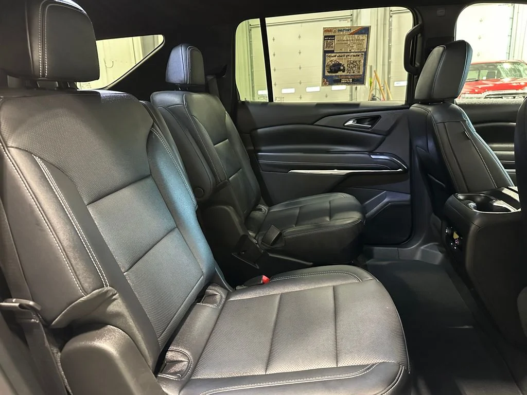 Used 2026 White Chevrolet LT image 29
