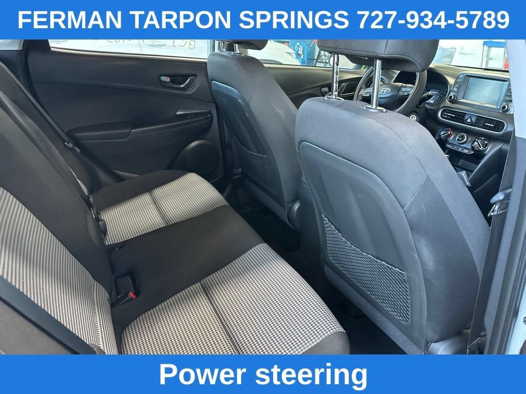 Used 2019 White Hyundai SE image 7
