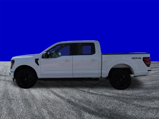 New 2026 Oxford White Ford XLT image 7