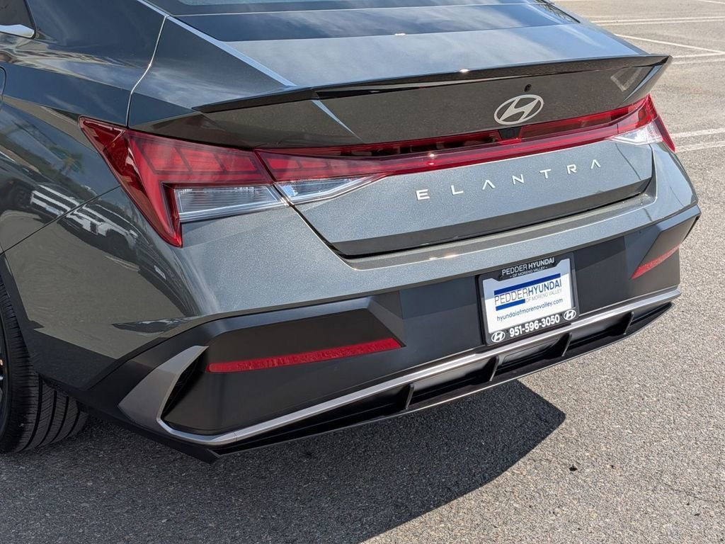 New 2026 Gray Hyundai SEL Sport image 10