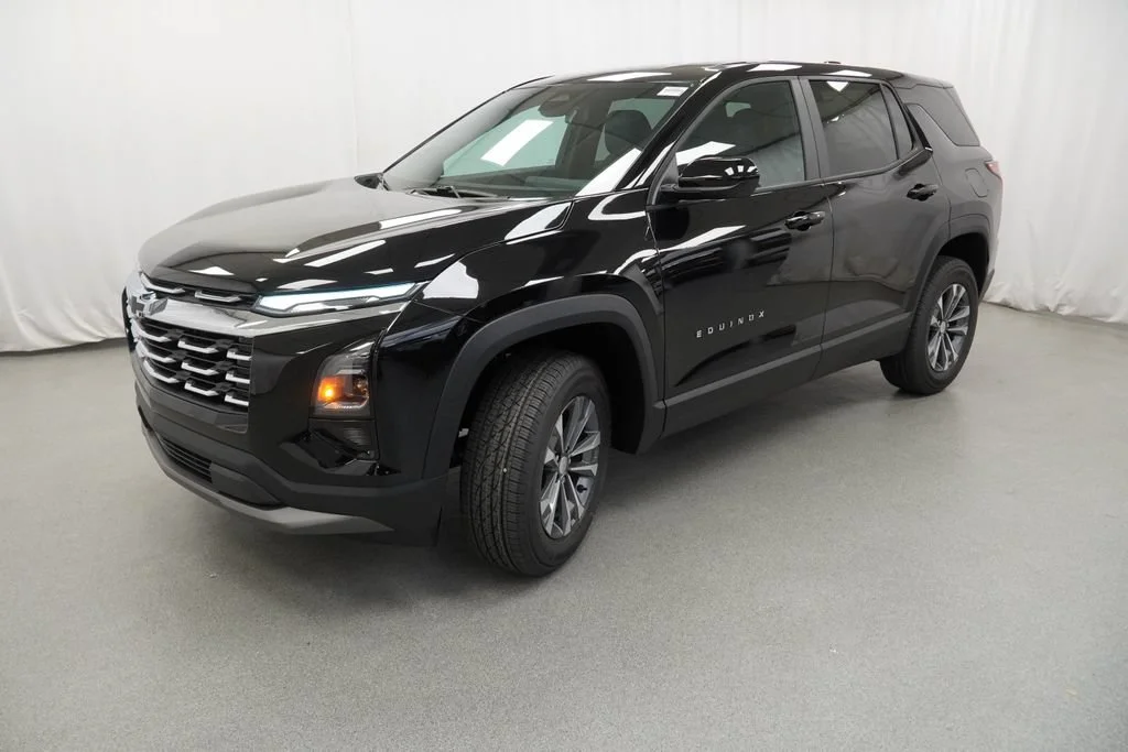New 2027 Mosaic Black Metallic Chevrolet LT image 3