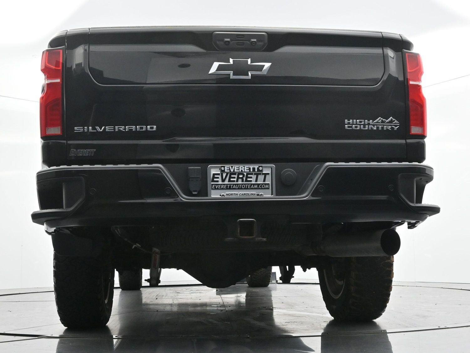 Used 2024 Black Chevrolet High Country image 50