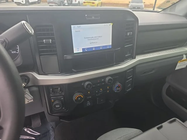 Used 2025 Black Ford XLT image 18