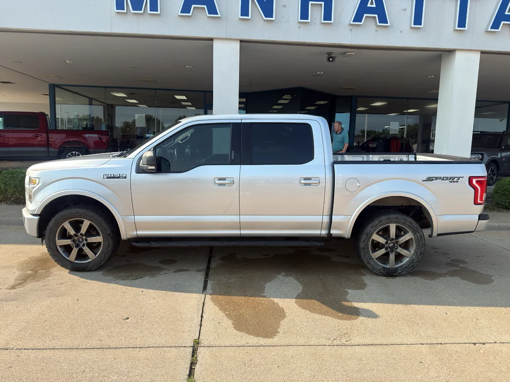 Used 2016 Ingot Silver Metallic Ford XLT image 10