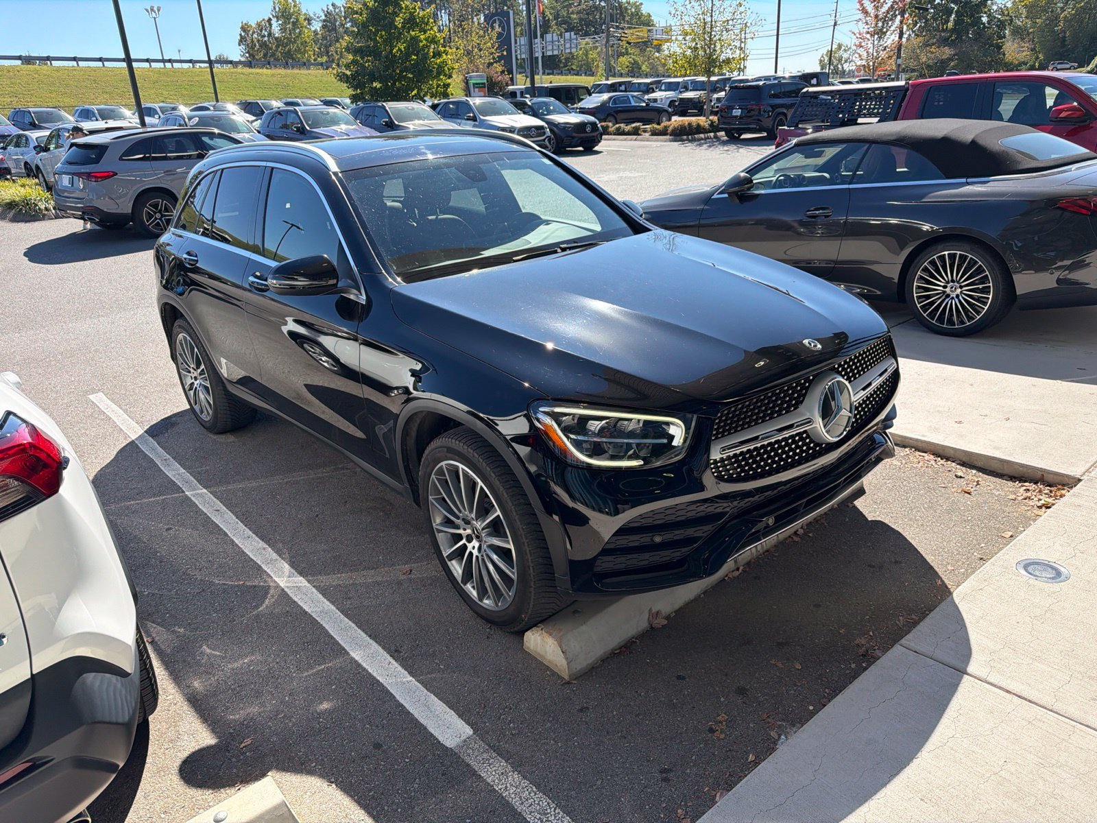 Used 2020 Black Mercedes-Benz GLC 300 image 1