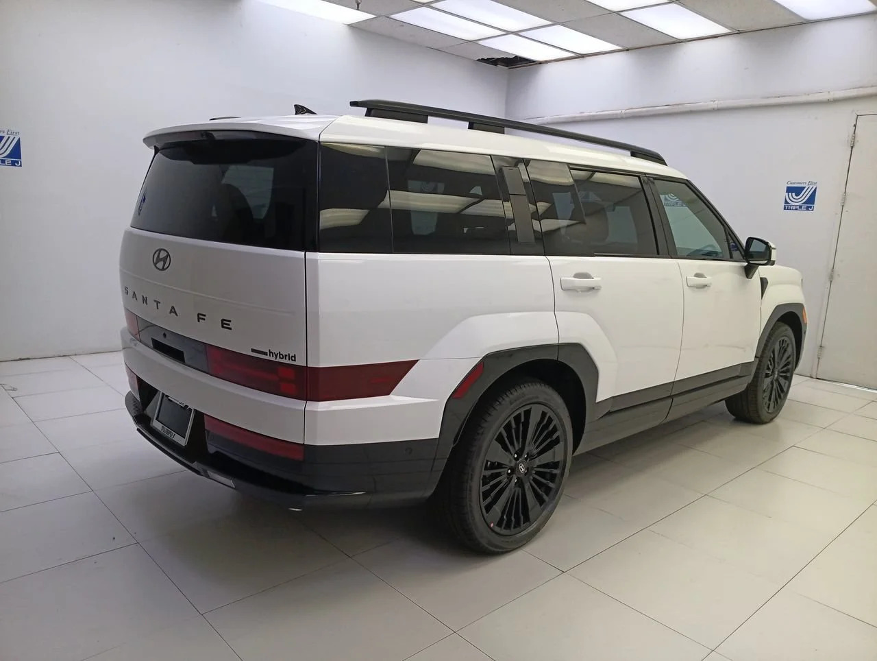New 2026 Serenity White Hyundai Calligraphy image 8