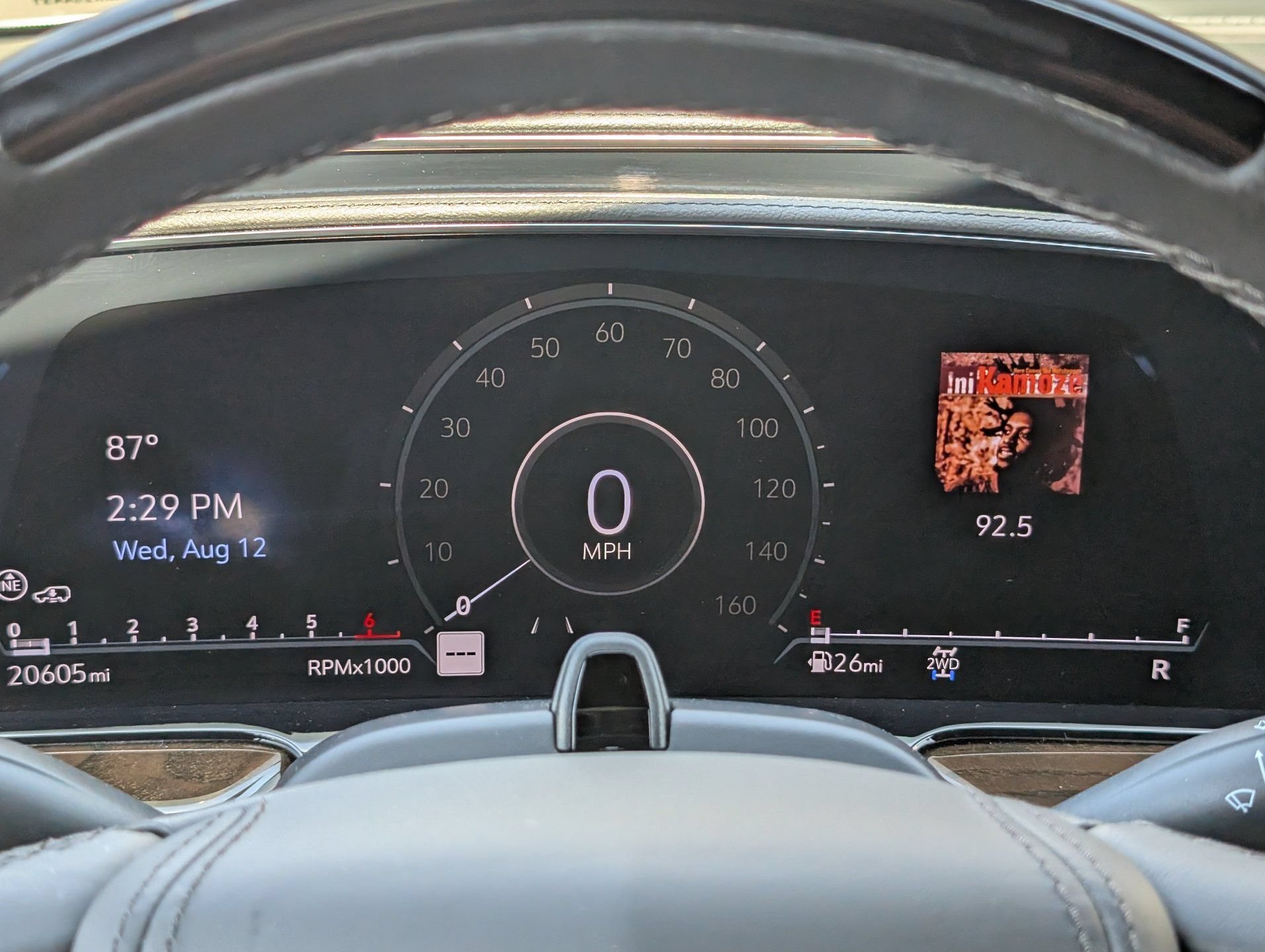 Used 2024 Crystal White Tricoat Cadillac Sport Platinum image 25
