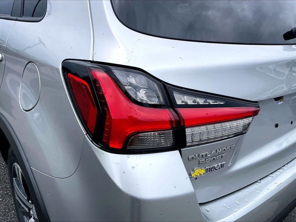Used 2024 Alloy Silver Metallic Mitsubishi  image 30