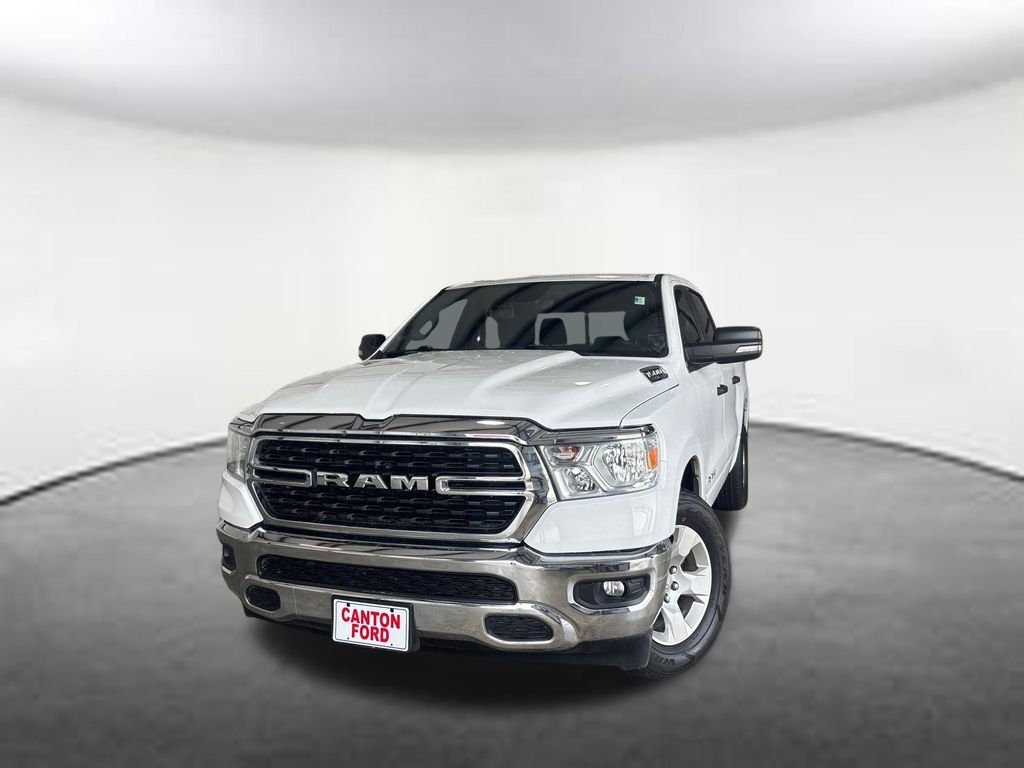 2023 RAM 1500 Big Horn/Lone Star 4x4 Crew Cab 5'7's photo