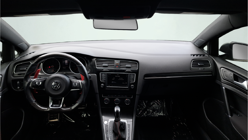 Used 2017  Volkswagen Sport image 25