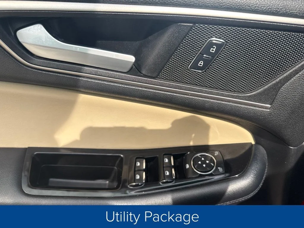 Used 2016 Ruby Red Metallic Tinted Clearcoat Ford SEL image 11