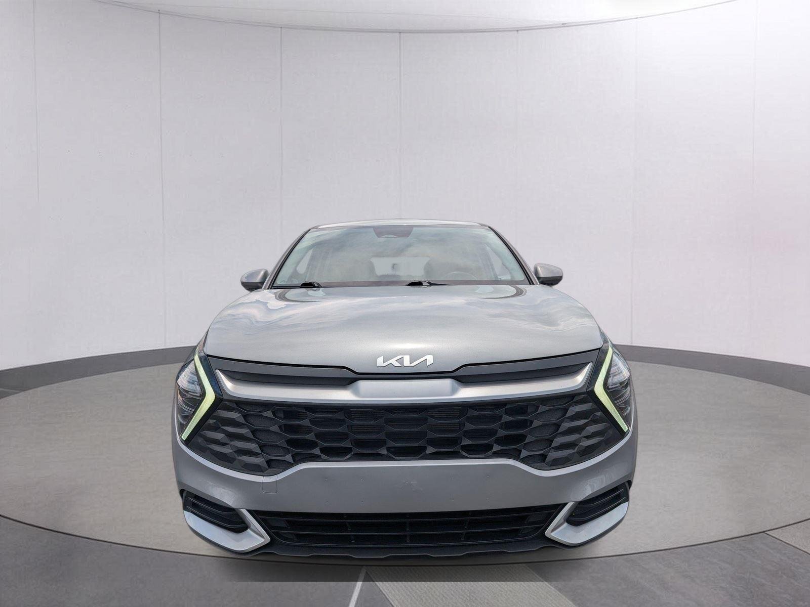 Used 2025 Steel Gray Kia LX image 8
