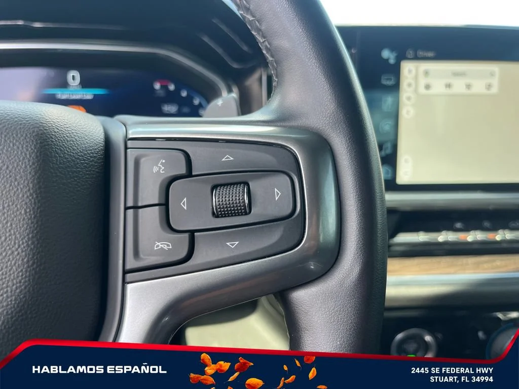 Used 2024 Summit White Chevrolet RST image 27