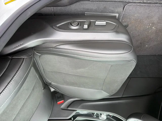 New 2026 White Jeep Altitude image 13