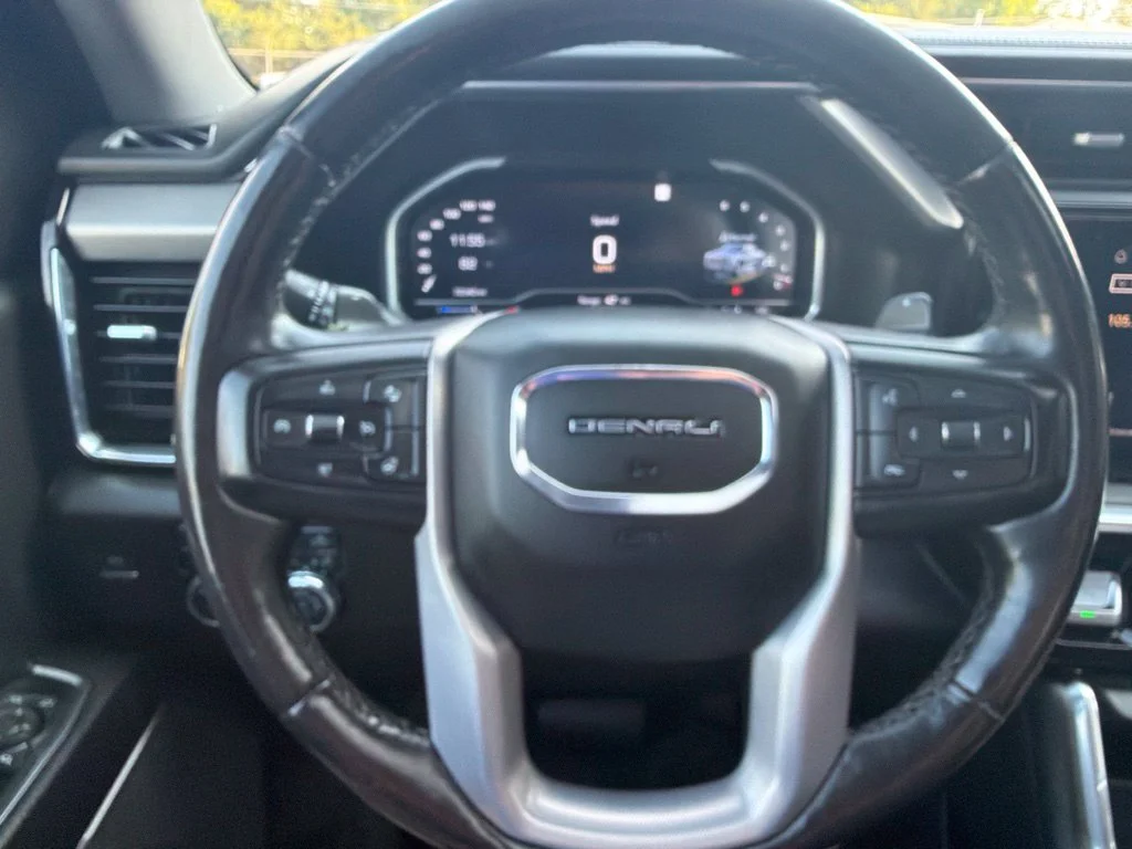 Used 2022 Onyx Black GMC Denali image 25