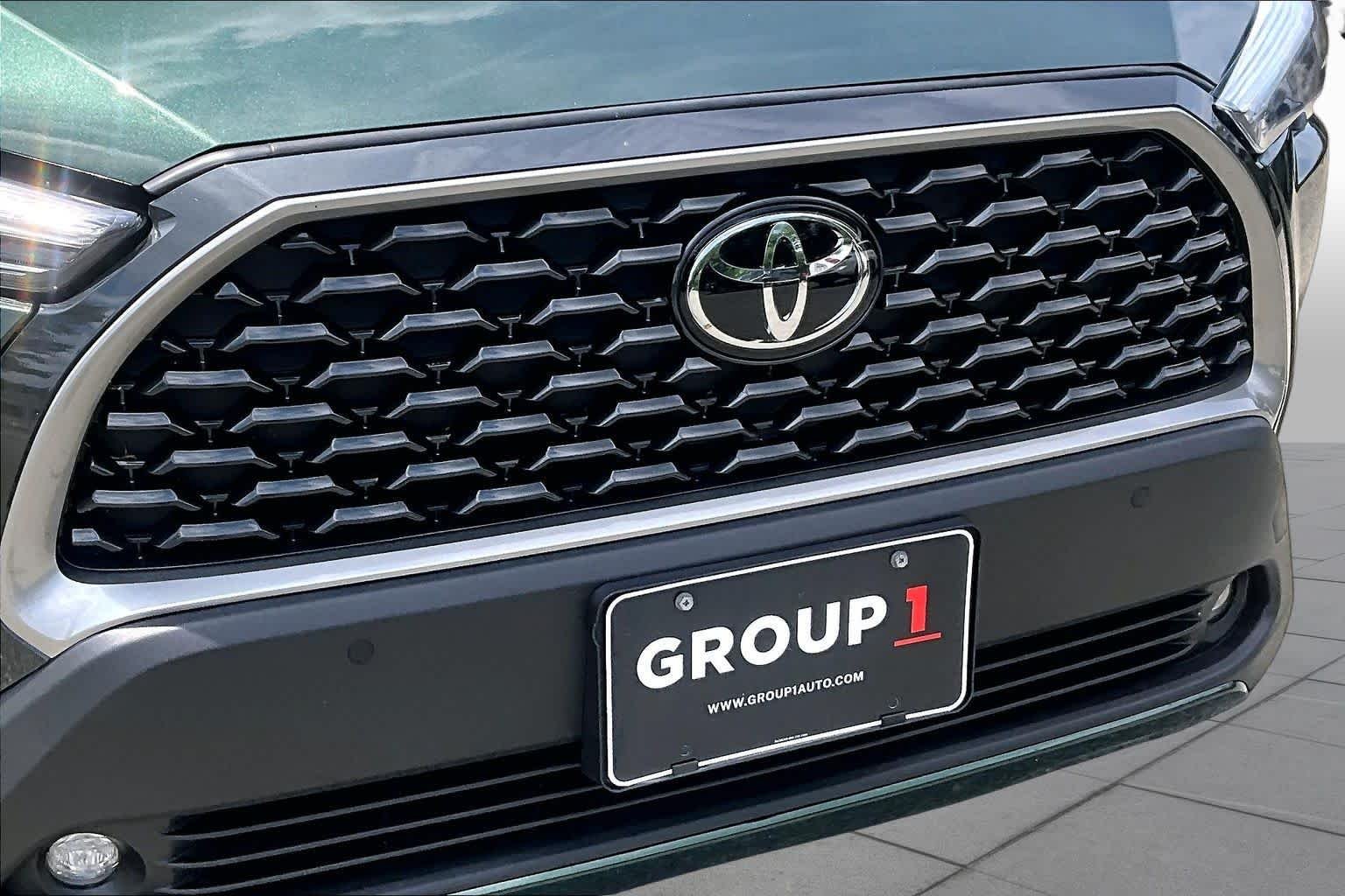 Used 2025 Cypress Toyota XLE image 29
