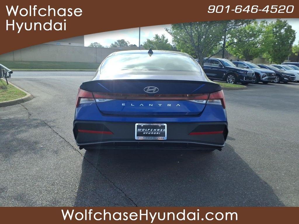 New 2026 Blue Hyundai SEL Sport image 4