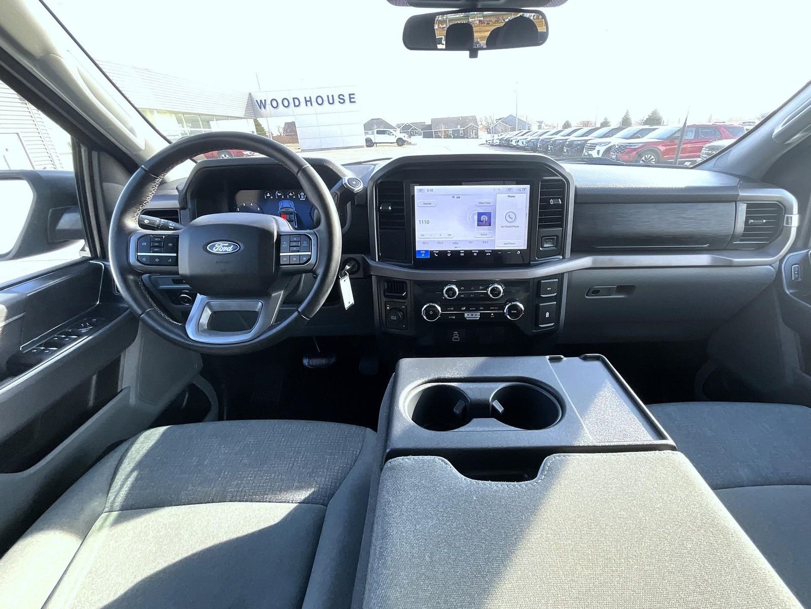 Used 2025 Blue Ford XLT image 13