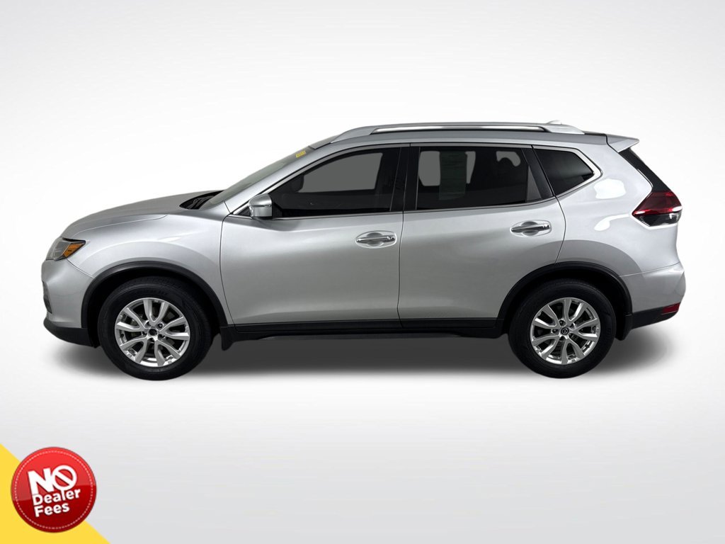 Used 2019 Silver Nissan S image 7