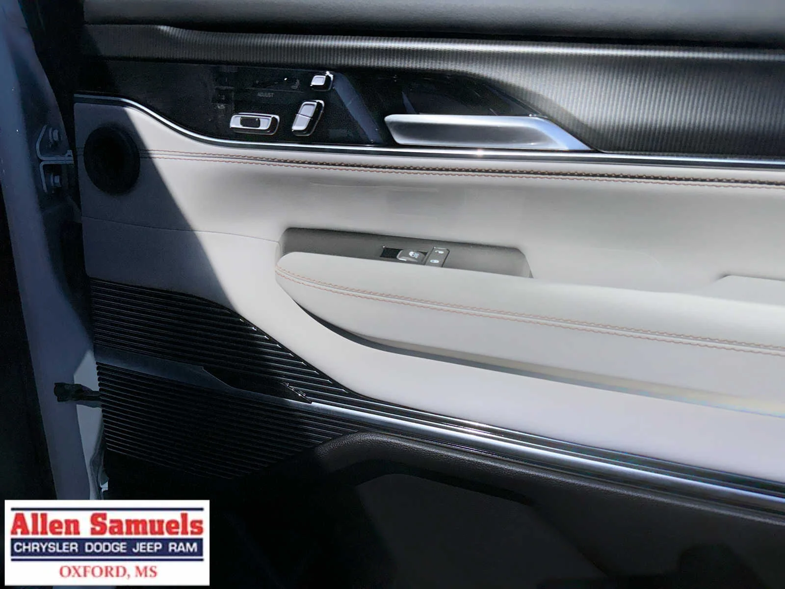 2026 Jeep Grand Wagoneer Summit Obsidian - Photo 58