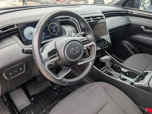 Used 2023 Black Hyundai SEL Premium image 9