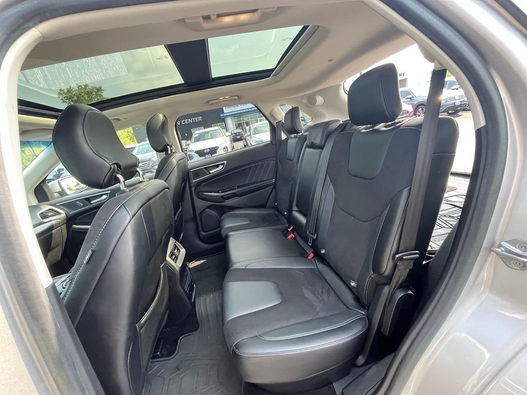 Used 2016 Silver Ford Sport image 24