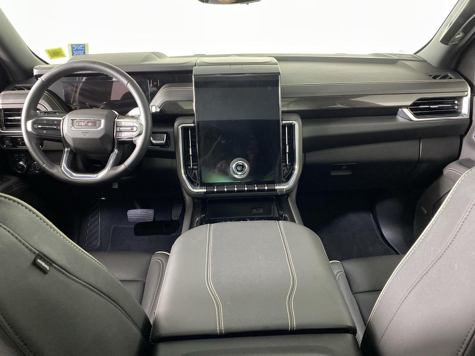 Used 2025 Summit White GMC Elevation image 2