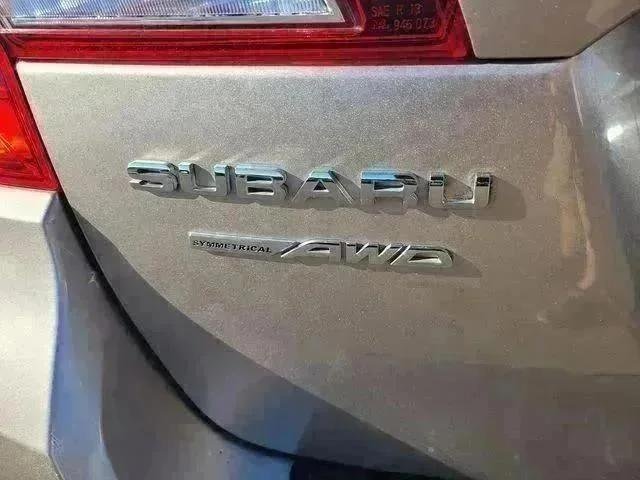 Used 2017 Gray Subaru Premium image 10