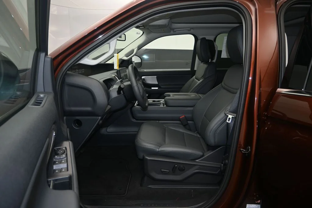 New 2027 Bronze Fire Metallic Tinted Clearcoat Ford MAX Active image 16