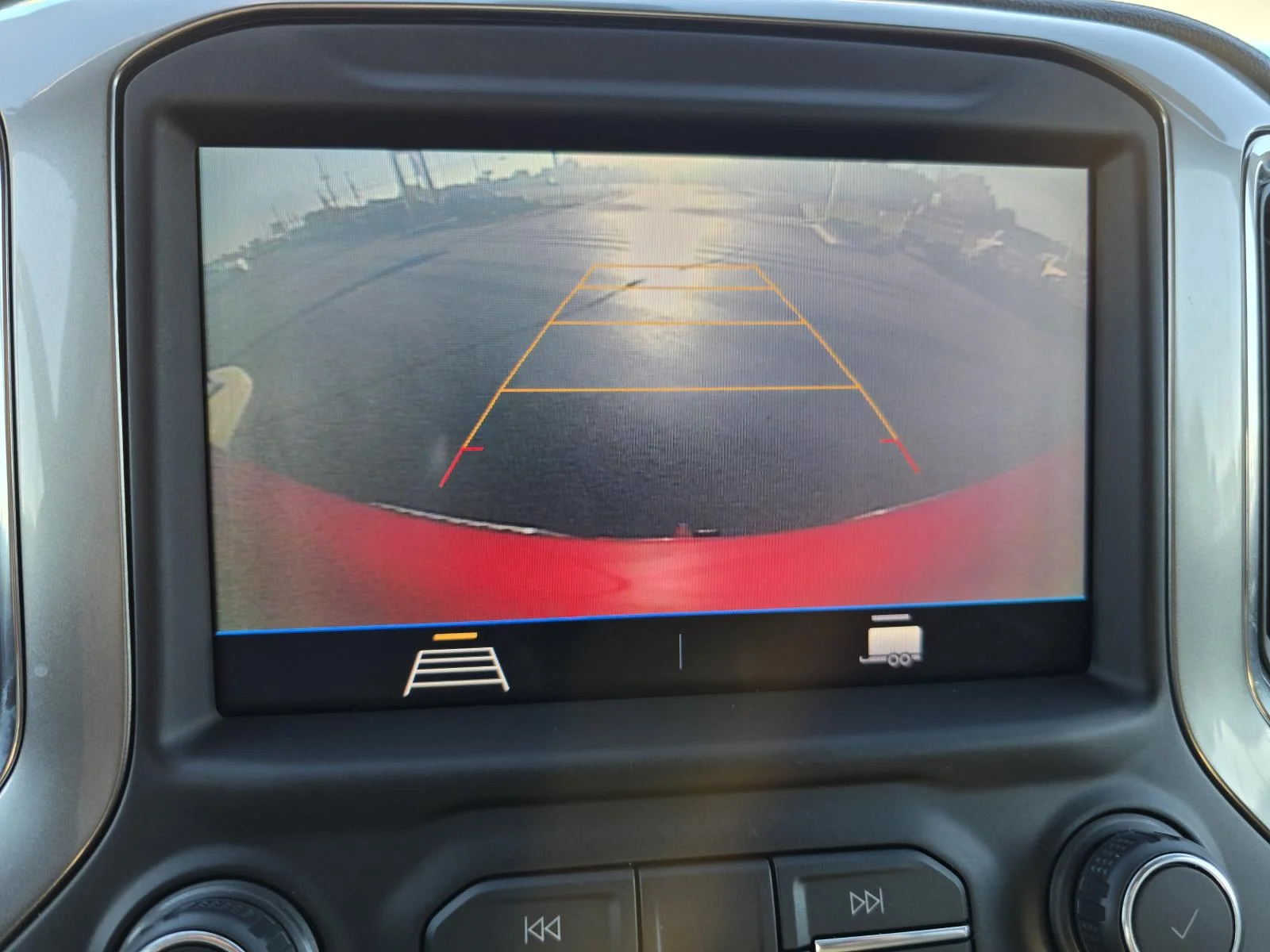 Used 2019 CAJUN RED TINTCOAT Chevrolet RST image 16