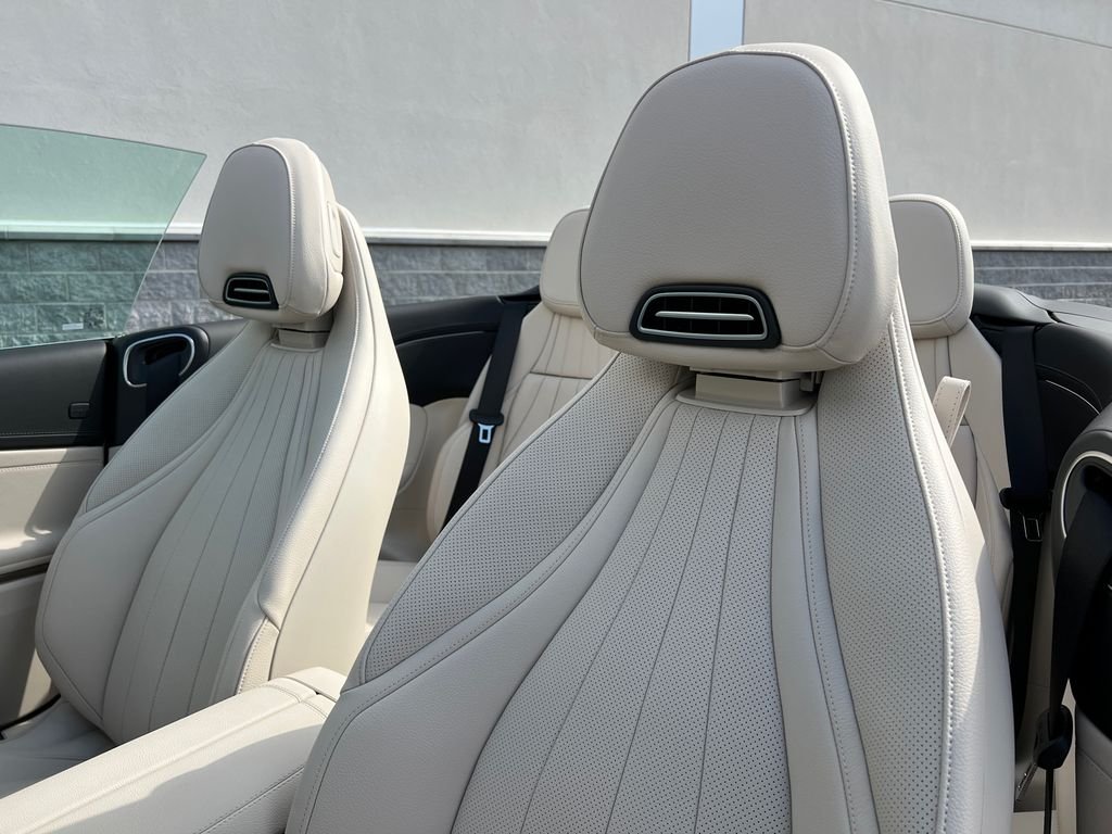 New 2026 Polar White Mercedes-Benz CLE 450 image 17